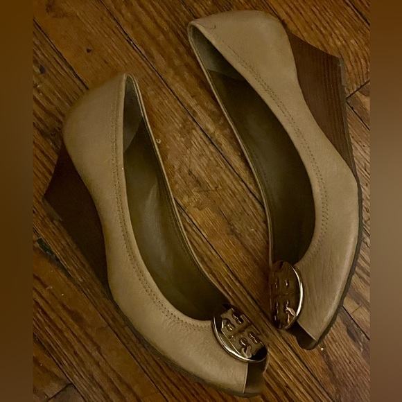 Tory Burch Wedges - Picture 2 of 16